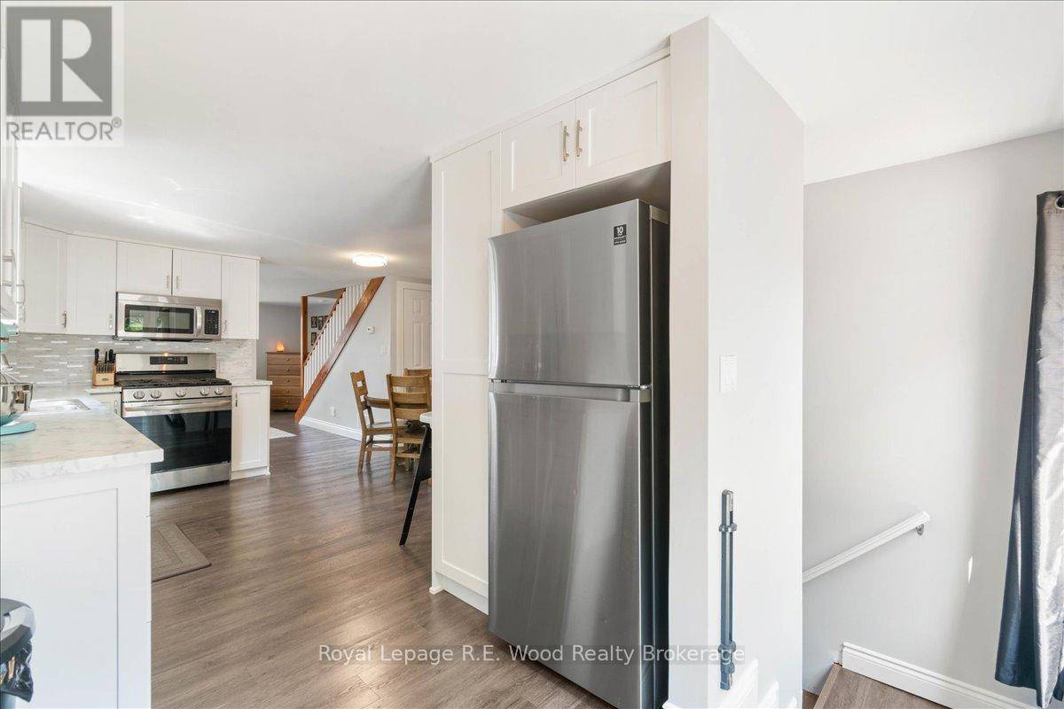 Bayham (straffordville), ON N0J1Y0,55541 MAIN STREET