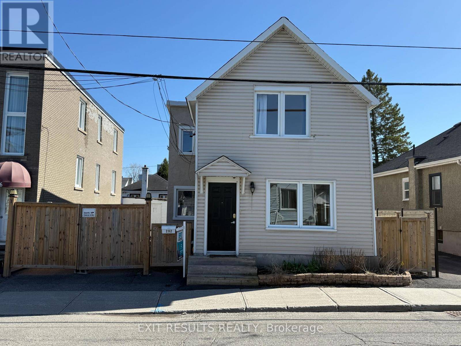 292 RICHELIEU AVENUE, Ottawa, ON K1L6K3