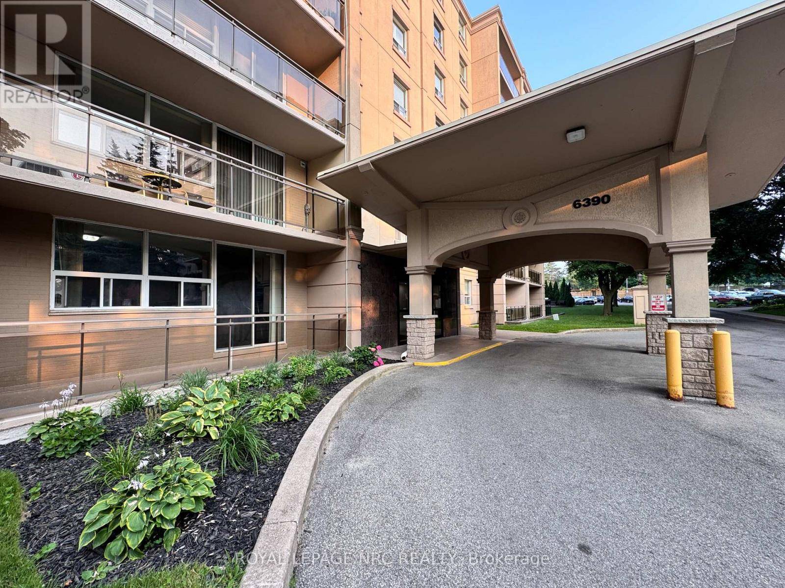 6390 Huggins ST #101, Niagara Falls (stamford), ON L2J1H1