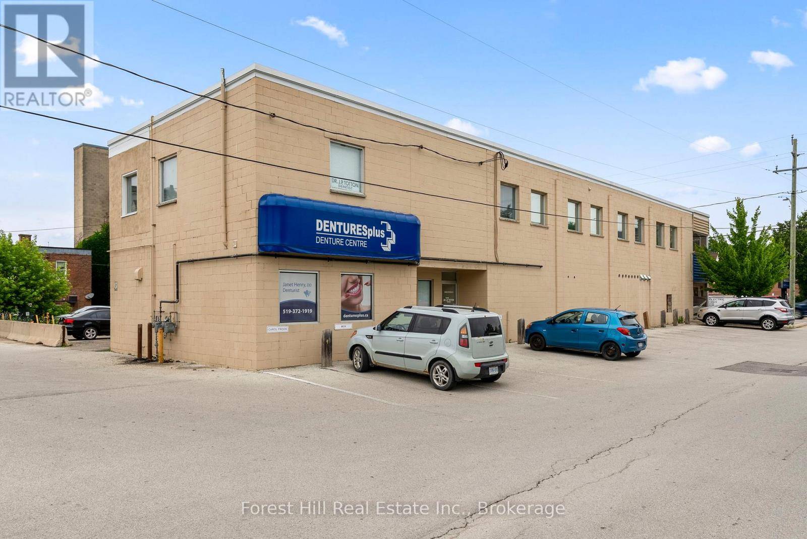 Owen Sound, ON N4K2K5,868 3rd AVE East #Unit #5