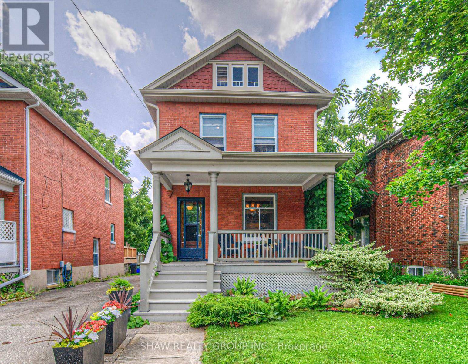 43 BALL AVENUE, Cambridge, ON N1R2A2