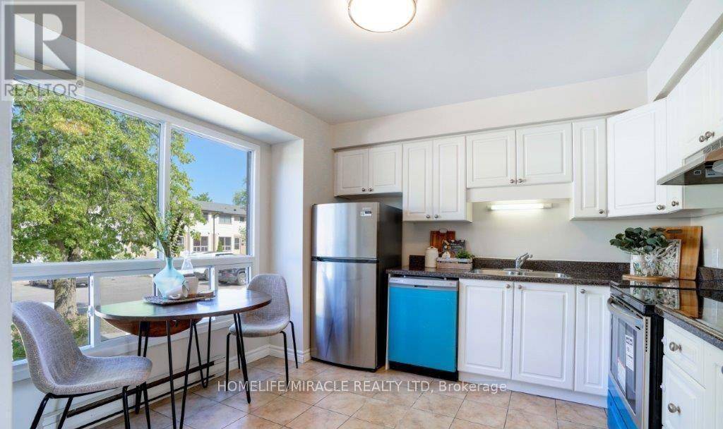 London South, ON N6C5K3,355 Sandringham CRES #52
