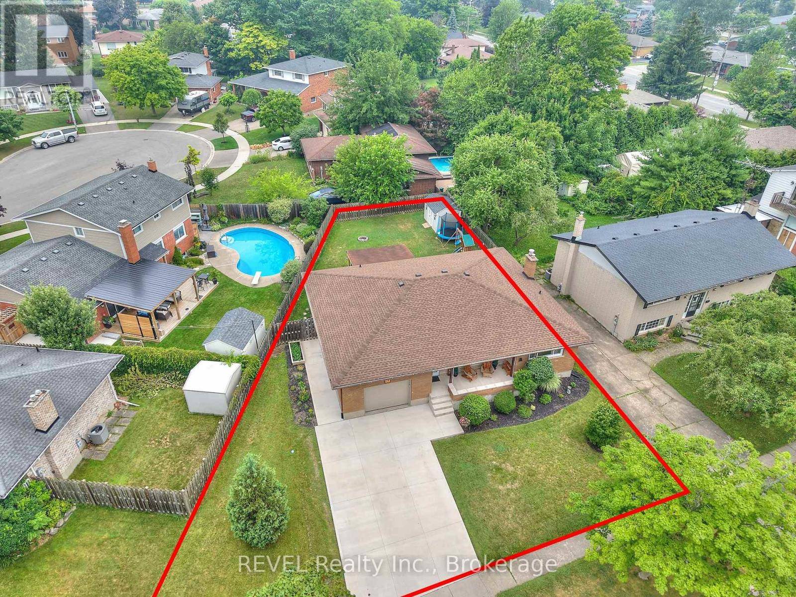 Welland (prince Charles), ON L3C5T3,15 WELLBROOK BOULEVARD