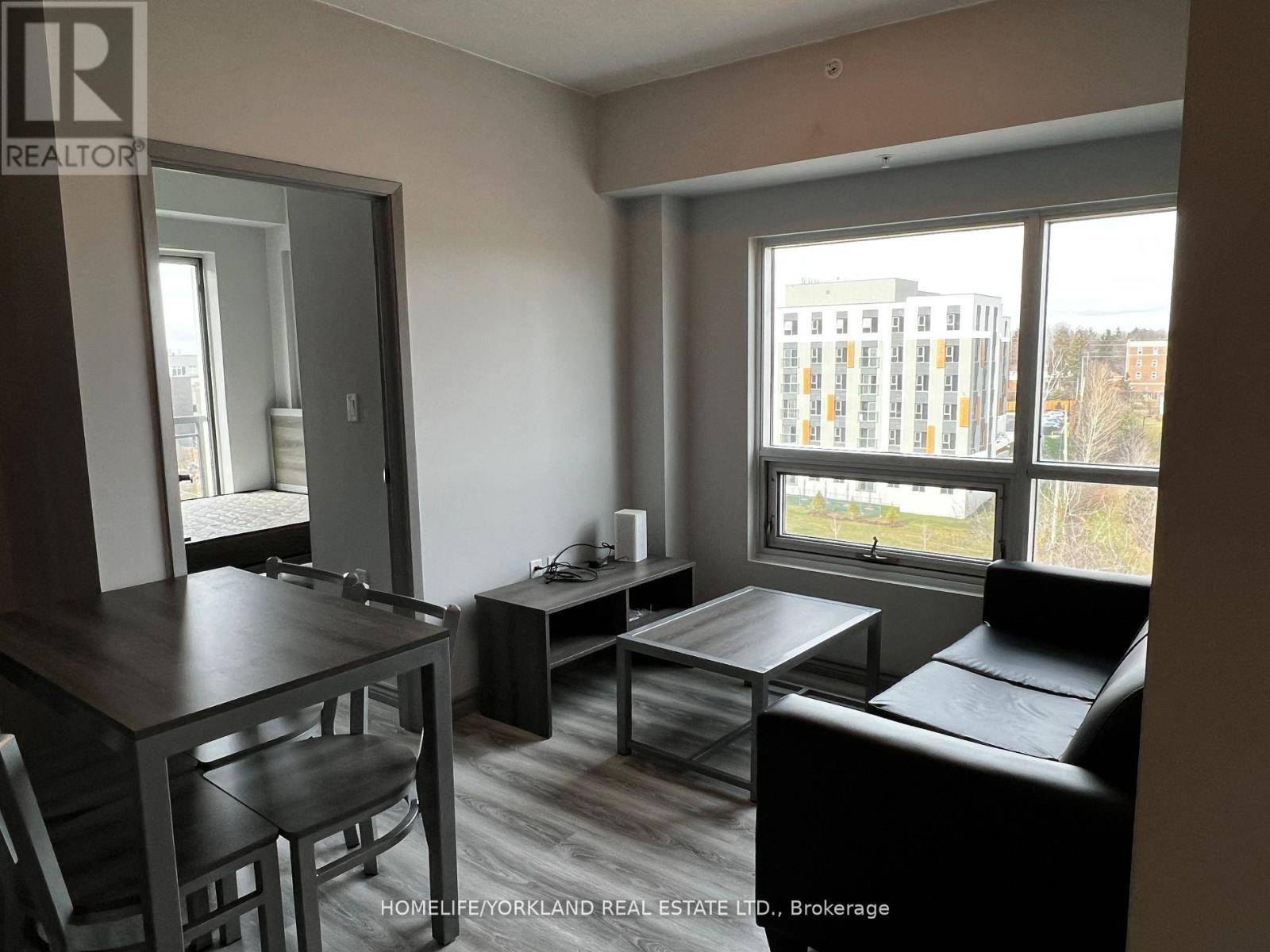 Waterloo, ON N2L3R2,275 Larch ST #613