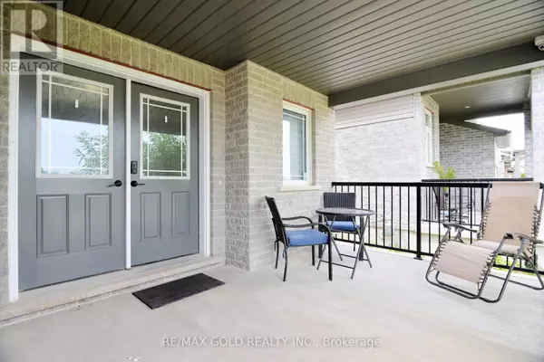 East Luther Grand Valley, ON L9W6W5,7 HUNT STREET