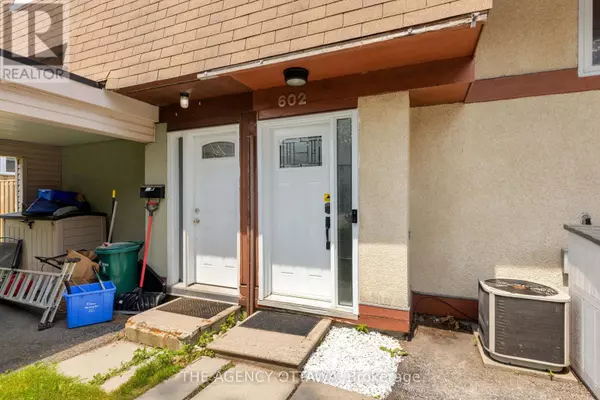 Ottawa, ON K2H7X5,602 SEYTON DRIVE