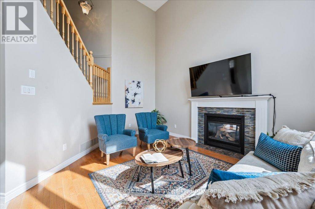Guelph (pineridge/westminster Woods), ON N1L1R2,67 GREY OAK DRIVE