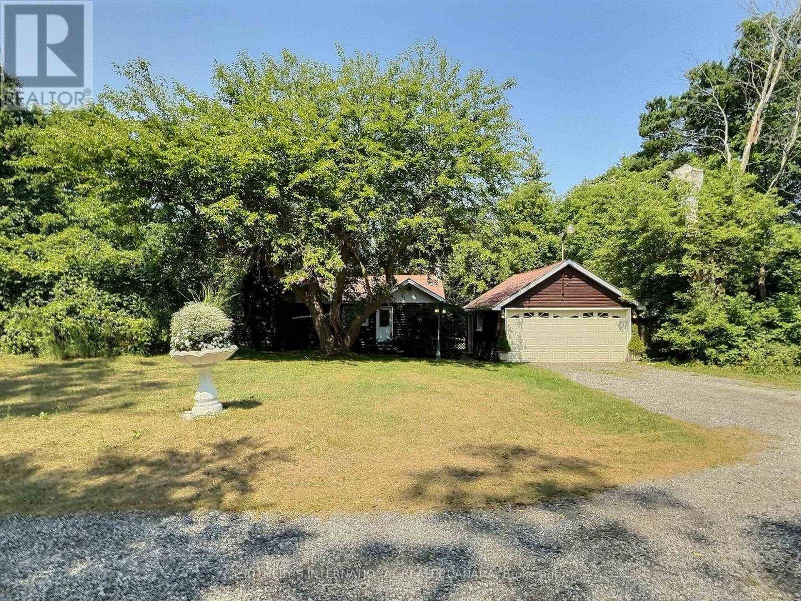 7624 RIVERSIDE DRIVE, Lambton Shores (port Franks), ON N0M2L0