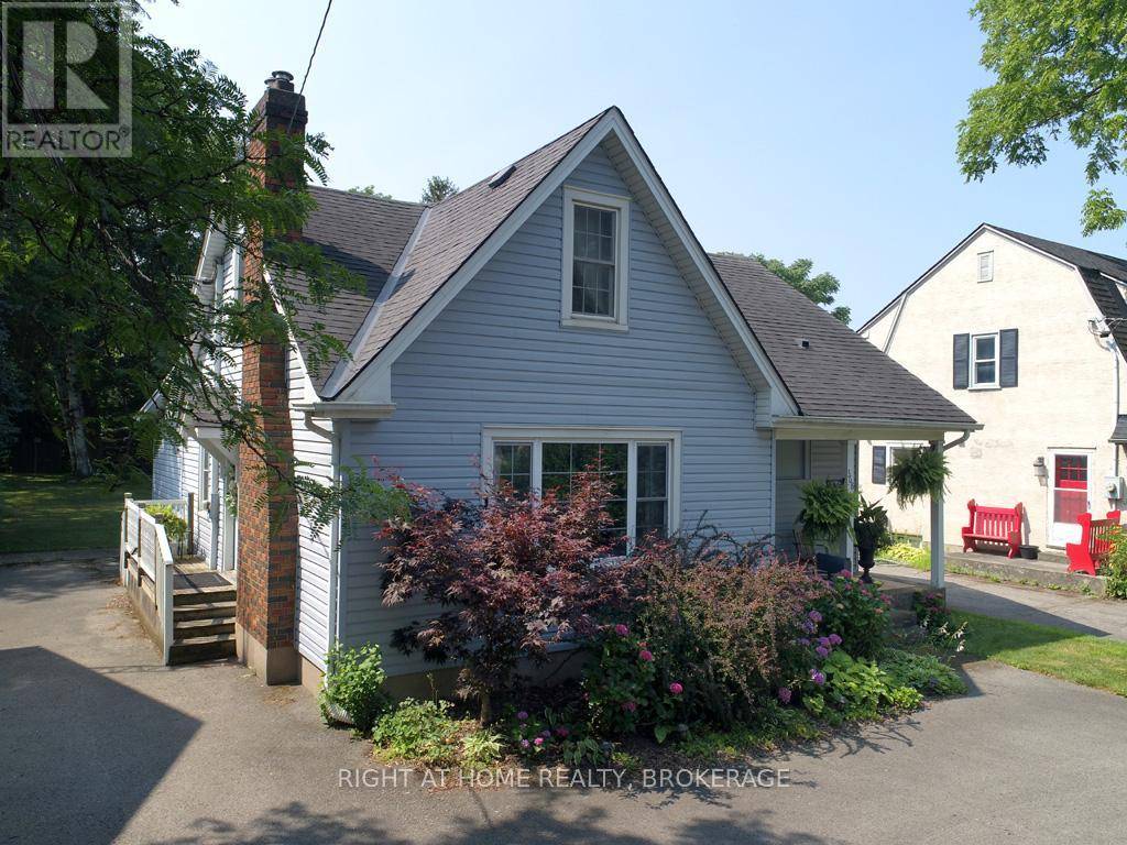 368 QUEENSTON STREET, St. Catharines (secord Woods), ON L2P2X9