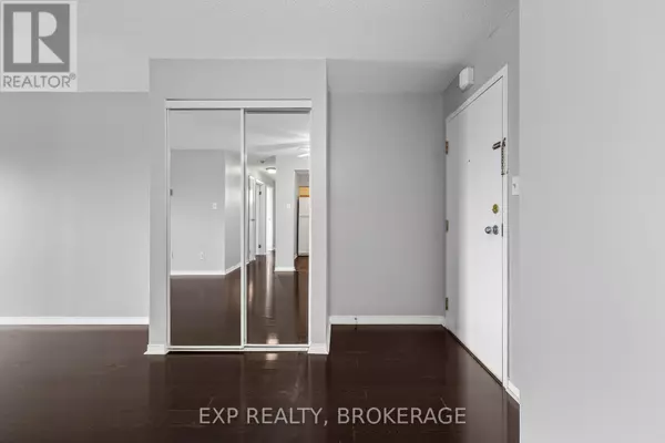 Kingston (east Gardiners Rd), ON K7M8J4,745 Davis DR #401