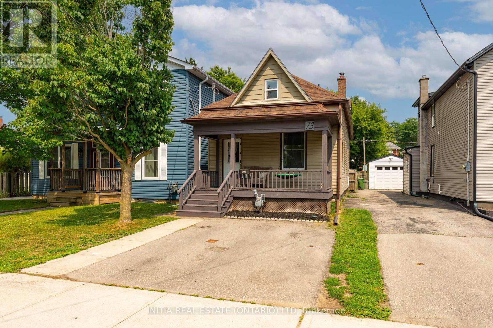 St. Thomas, ON N5P2X7,73 FLORA STREET