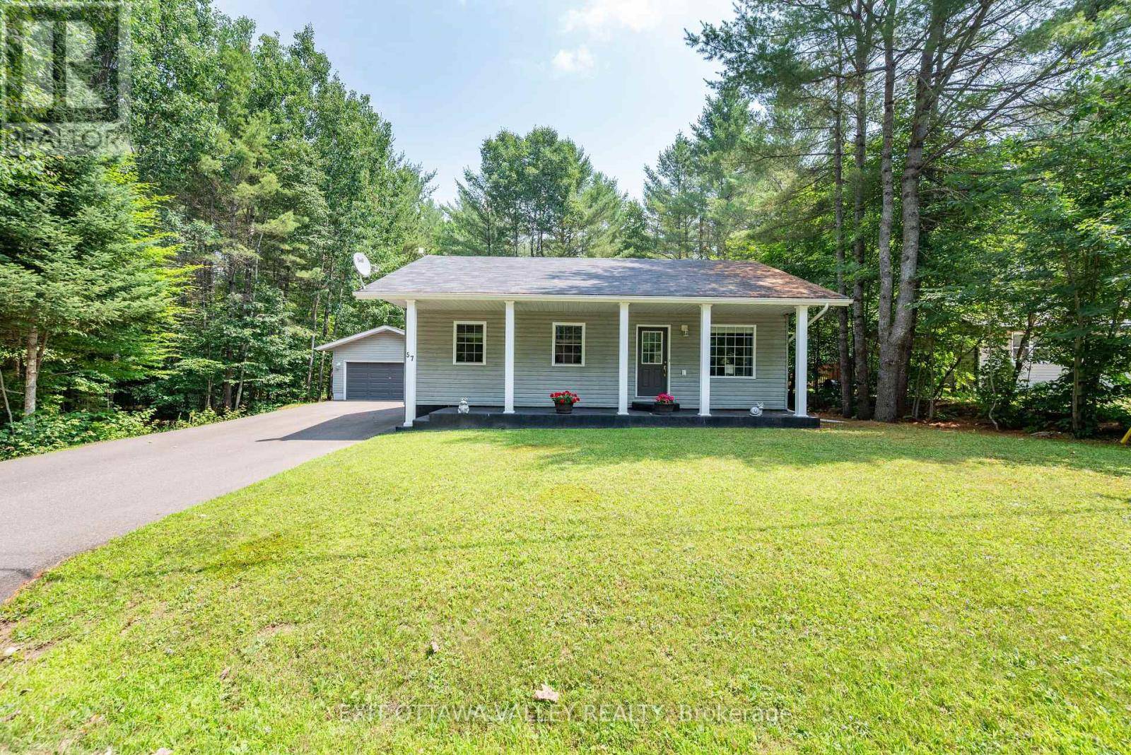 57 LEGERE DRIVE, Laurentian Hills, ON K0J1P0