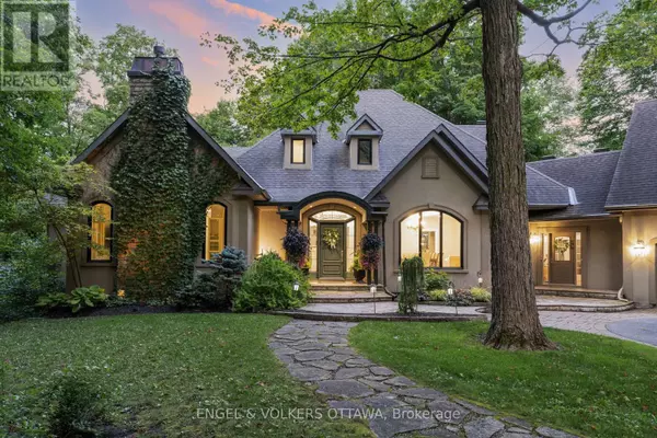 1412 HOUSTON CRESCENT, Ottawa, ON K2W1B6