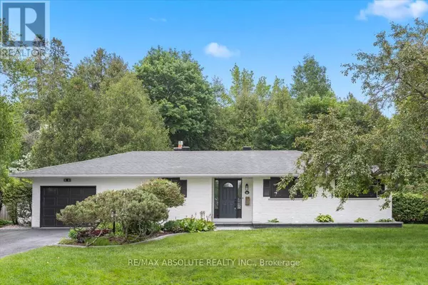 36 BEVERLY STREET, Ottawa, ON K2S0S2