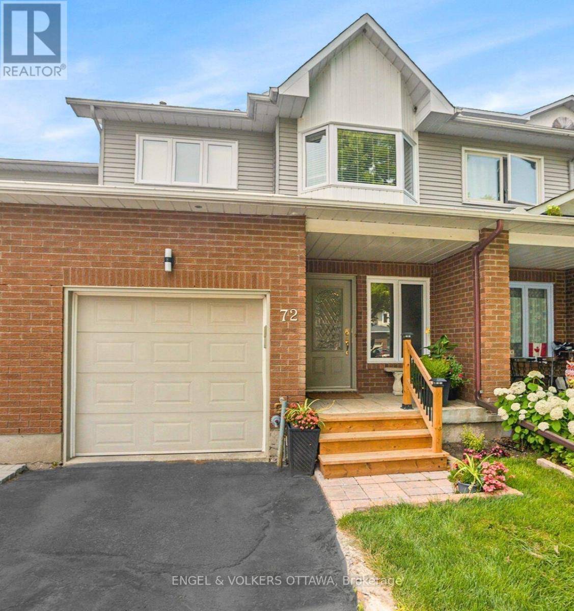 72 HUNTERS GLEN CRESCENT, Ottawa, ON K1T3R1