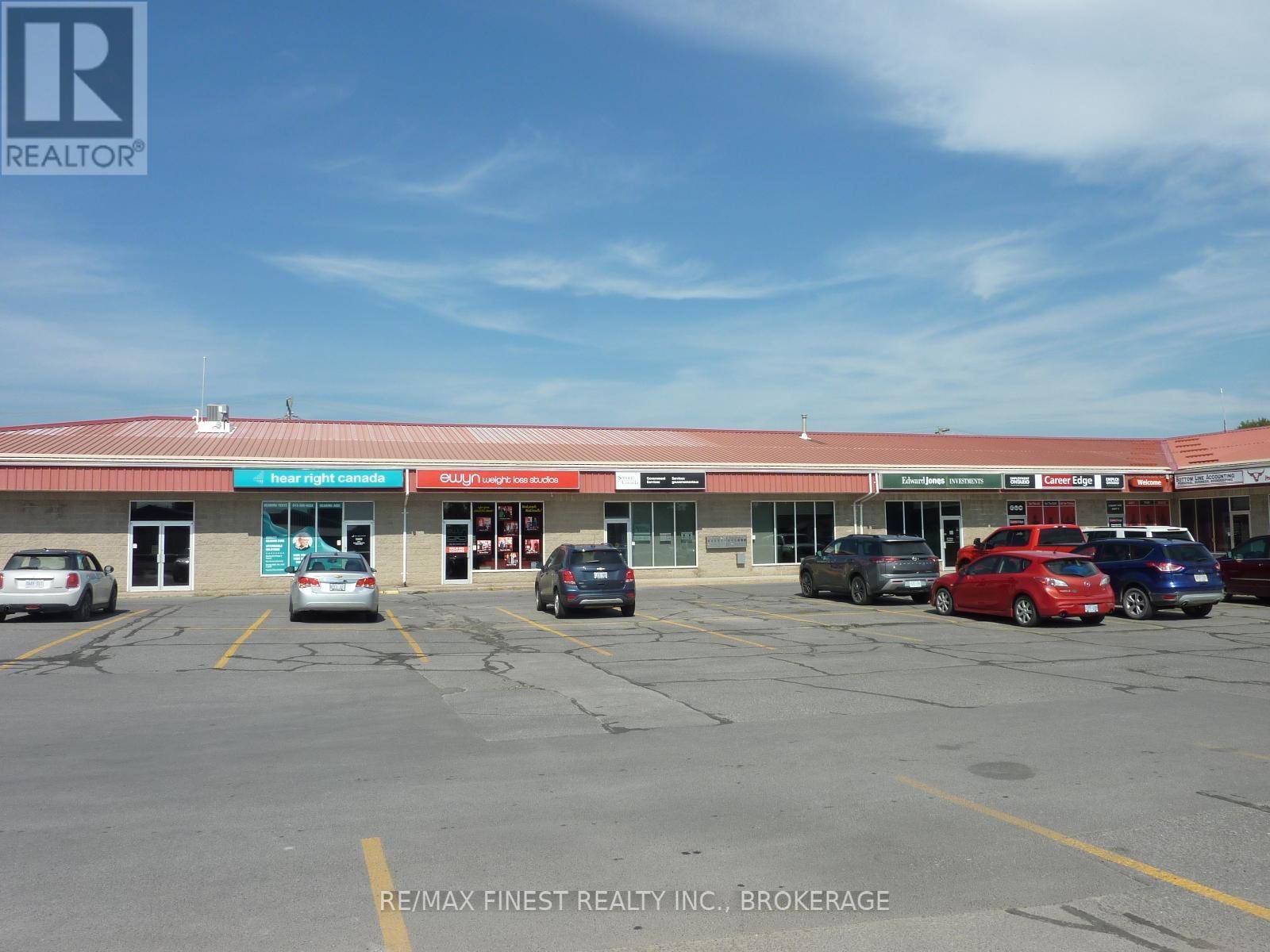 Greater Napanee (greater Napanee), ON K7R3T1,2 Dairy AVE #11