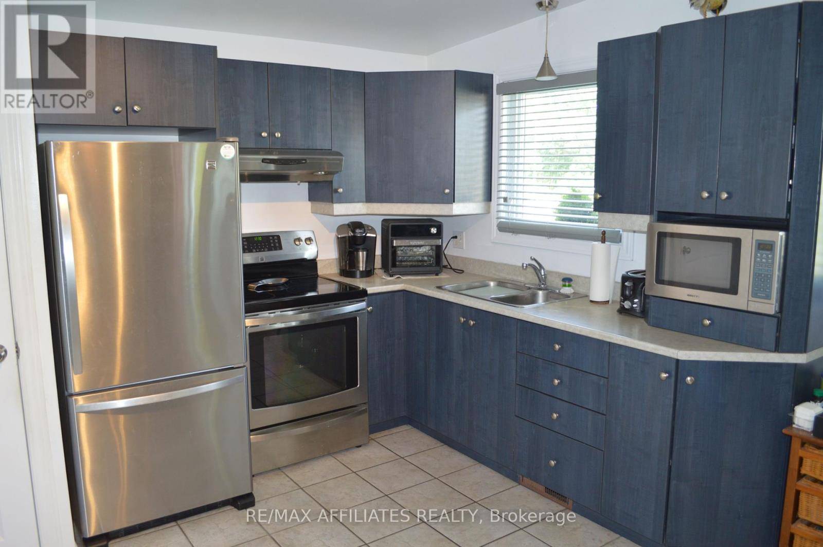 Hawkesbury, ON K6A2X7,545 GHISLAIN STREET
