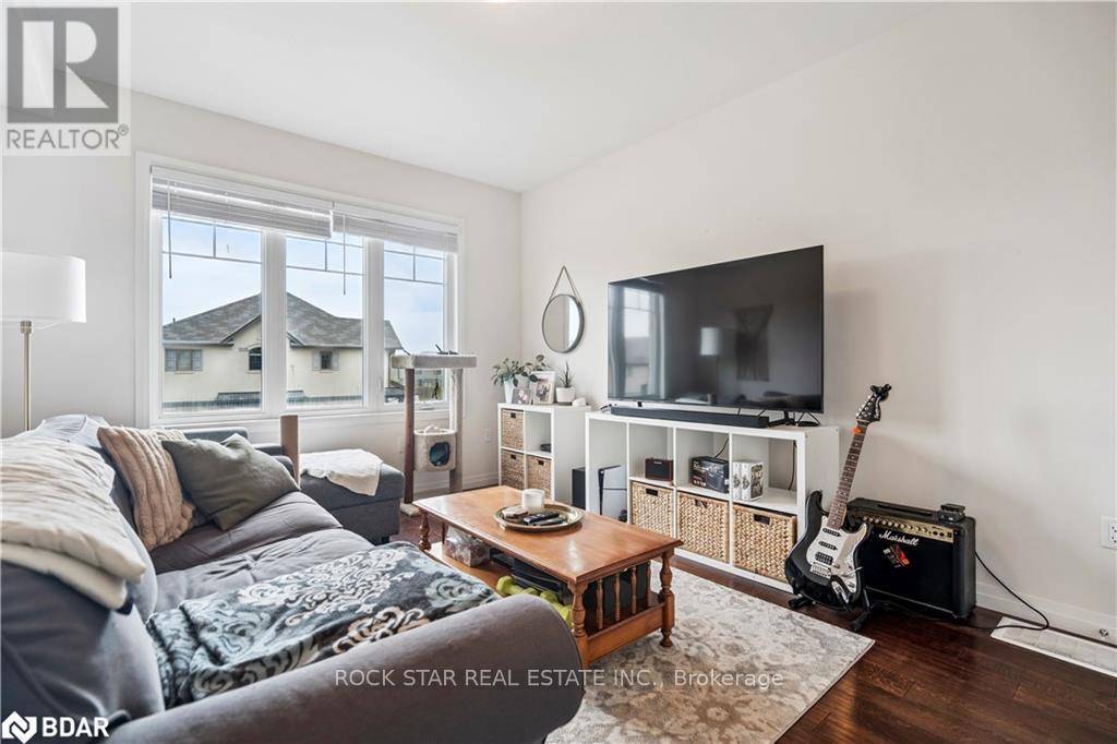 Hamilton (ancaster), ON L9G0G6,9 DODMAN CRESCENT
