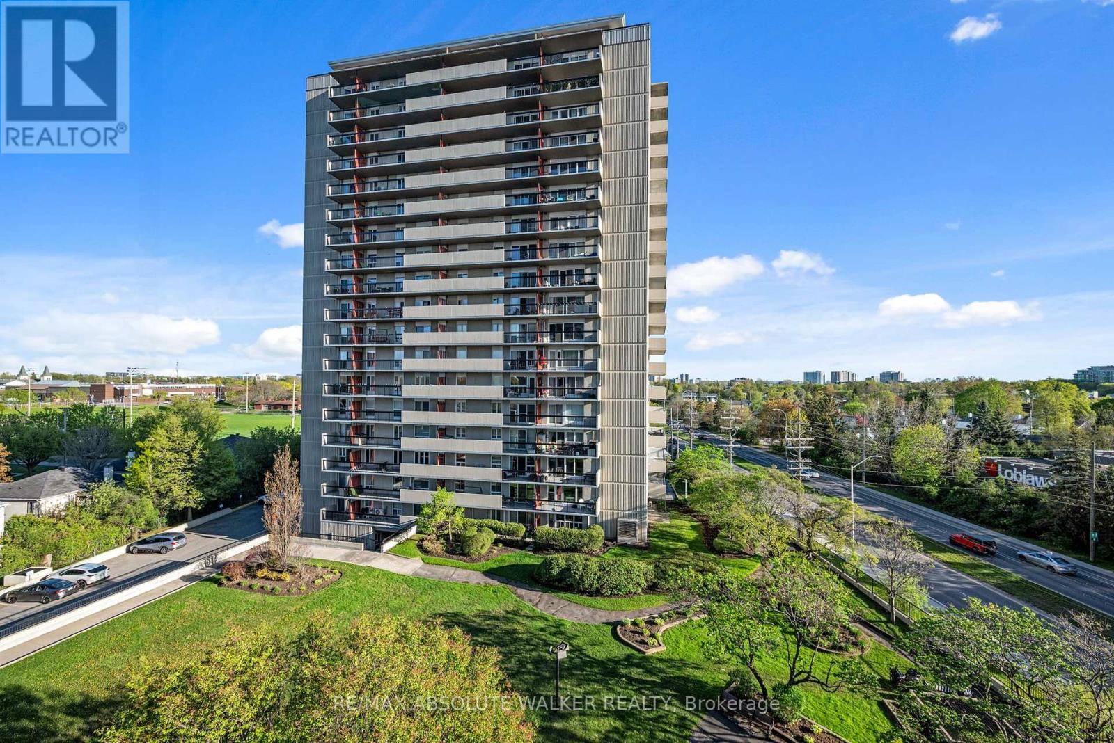 158C McArthur AVE #1606, Ottawa, ON K1L8E7