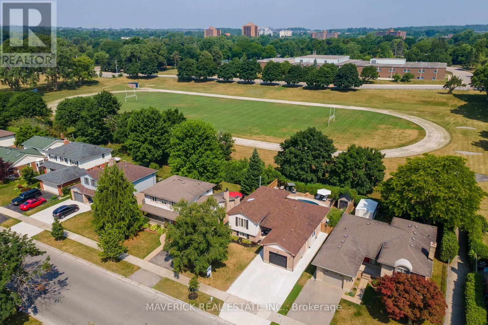 London North (north H), ON N5X2P6,1237 GLENORA DRIVE