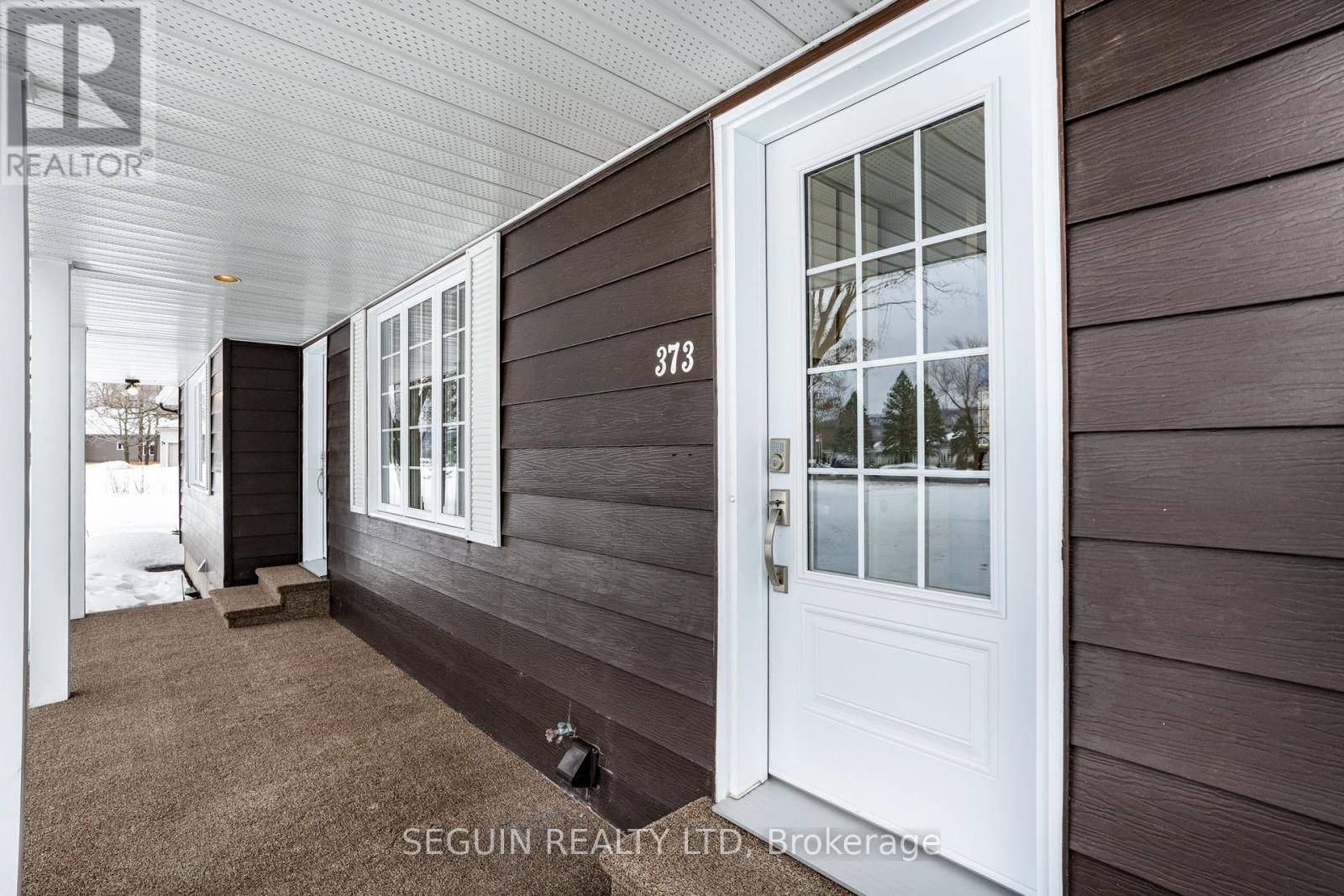 Champlain, ON K0B1K0,373 FRONT ROAD W