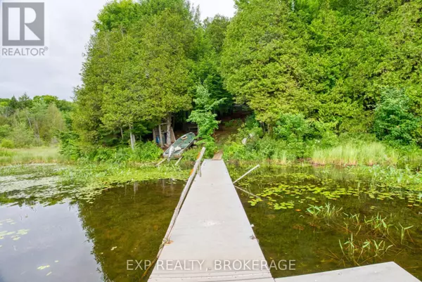 Frontenac (frontenac North), ON K0H2M0,1129 FARM LAKE LANE