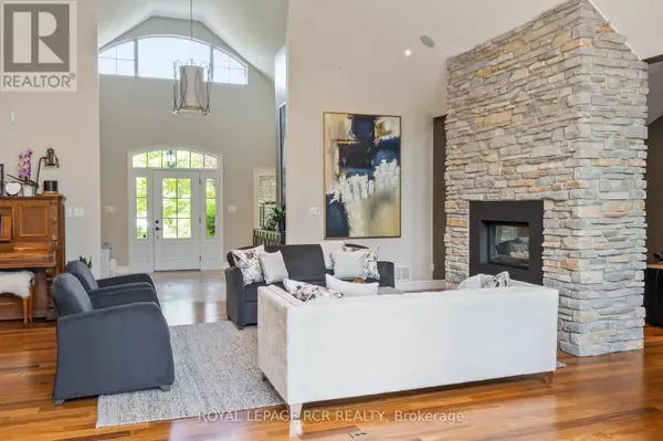 Erin, ON N0B1T0,9727 DUNDAS STREET E