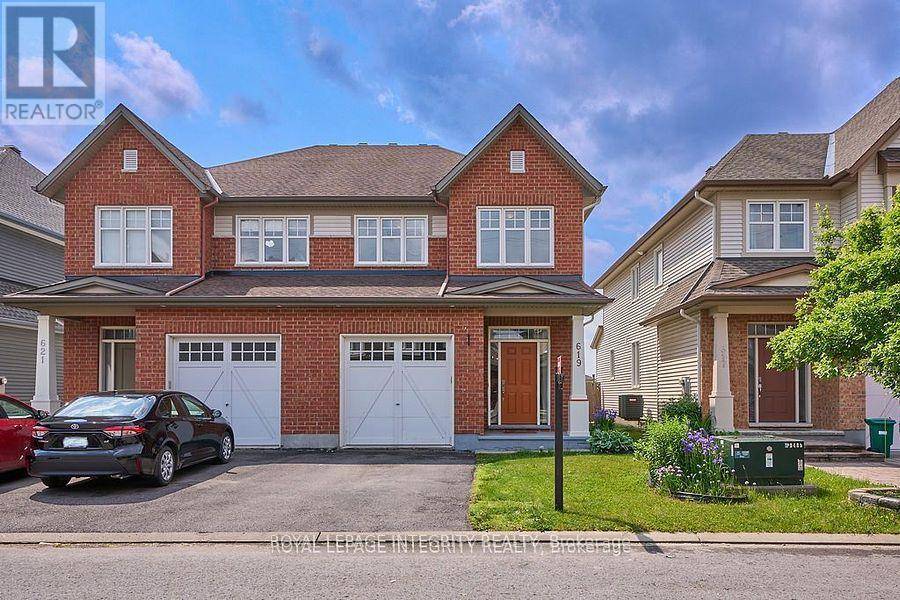 619 MOORPARK AVENUE, Ottawa, ON K2M0B6