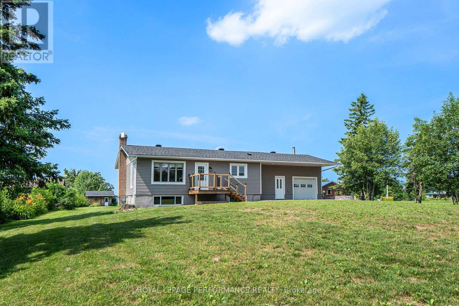 9360 COUNTY ROAD 17 ROAD, Clarence-rockland, ON K4K1K9