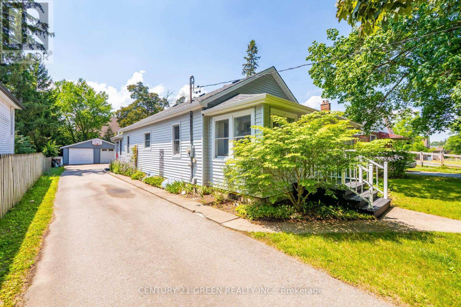 Cambridge, ON N1R5G5,50 ELGIN STREET S