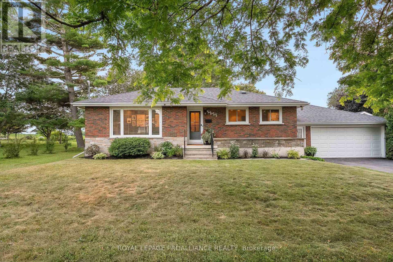 1277 ONTARIO STREET, Cobourg, ON K9A3E1