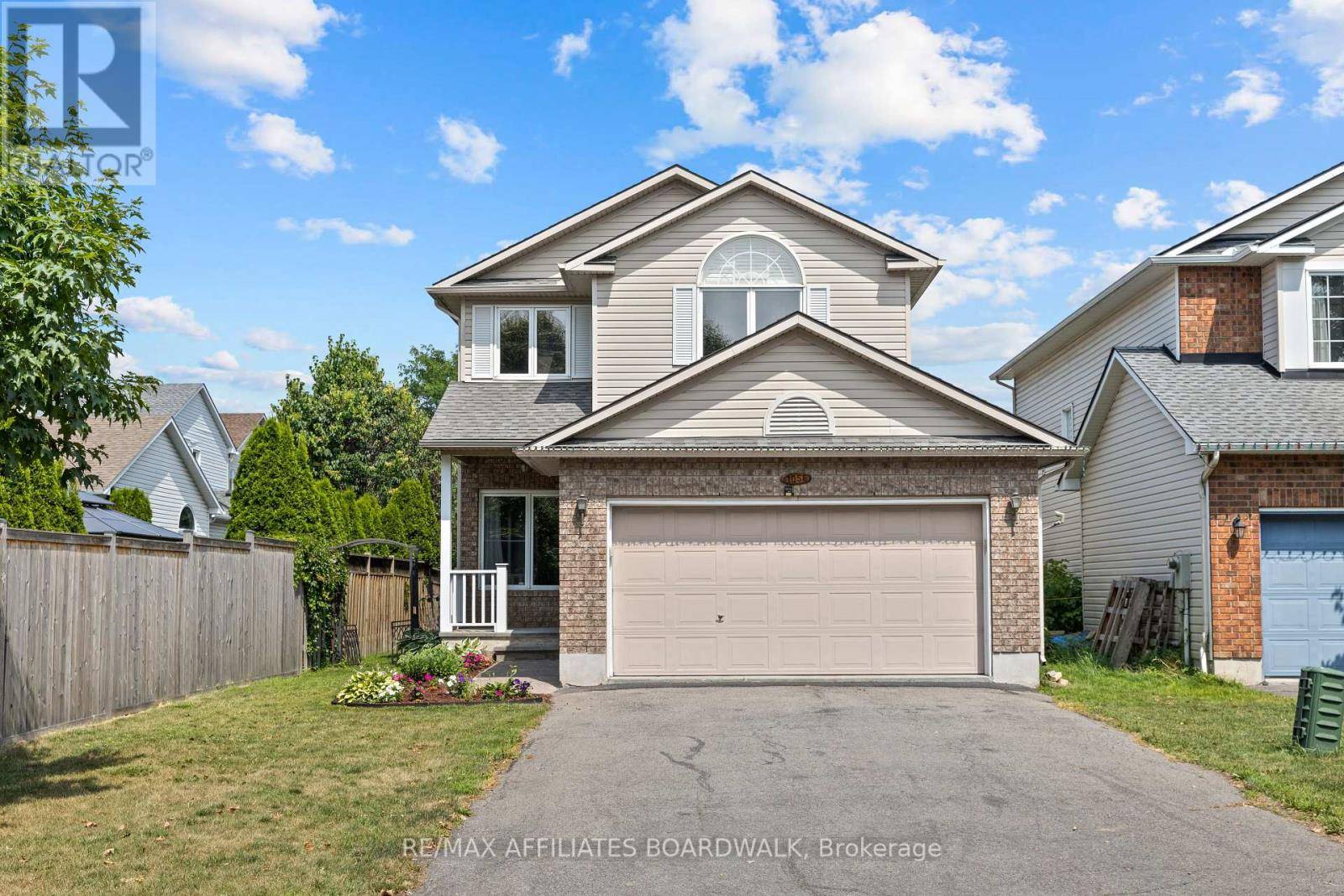 1056 ROCKY HARBOUR CRESCENT, Ottawa, ON K1V1V3