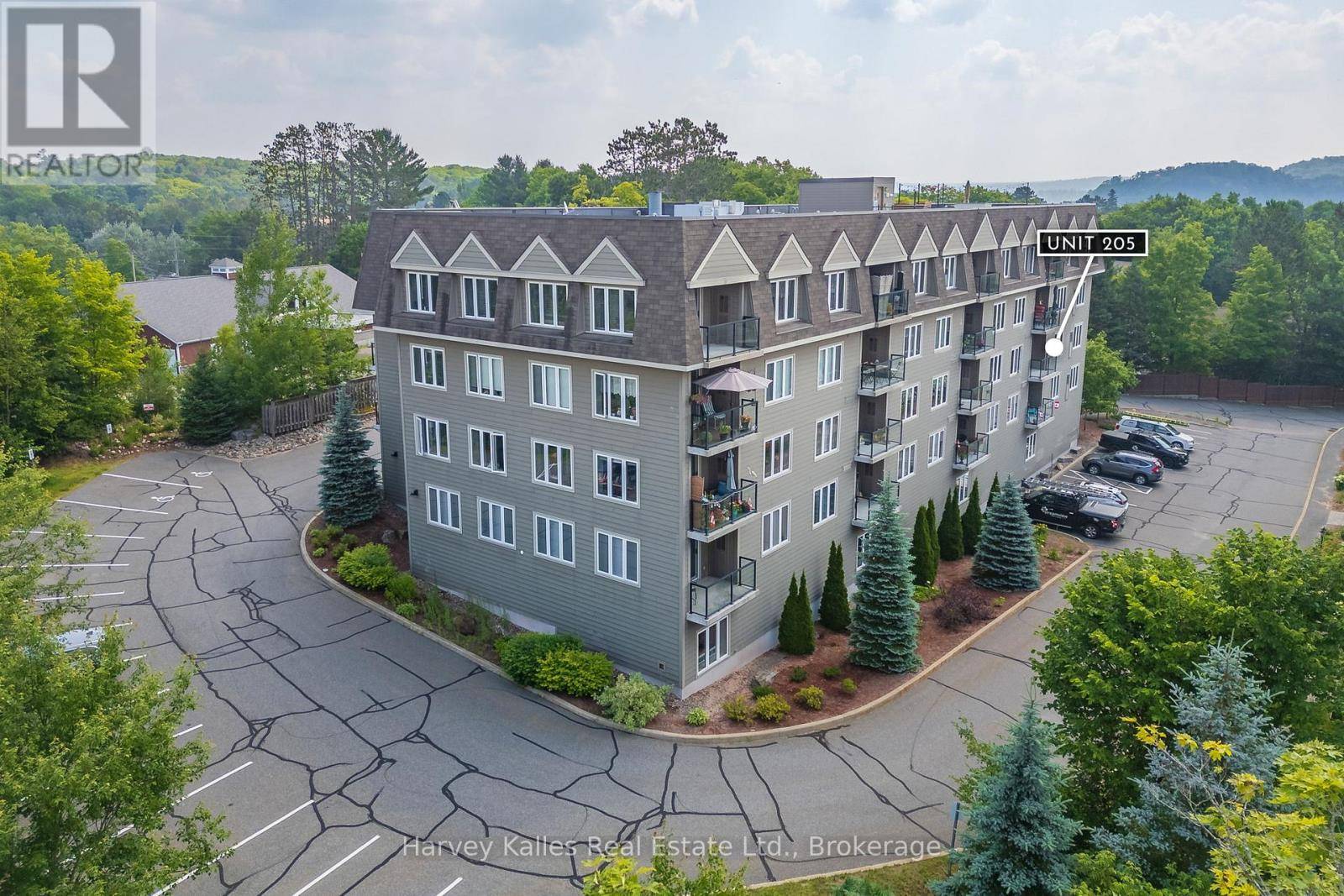26 Dairy LN #205, Huntsville (chaffey), ON P1H0A4