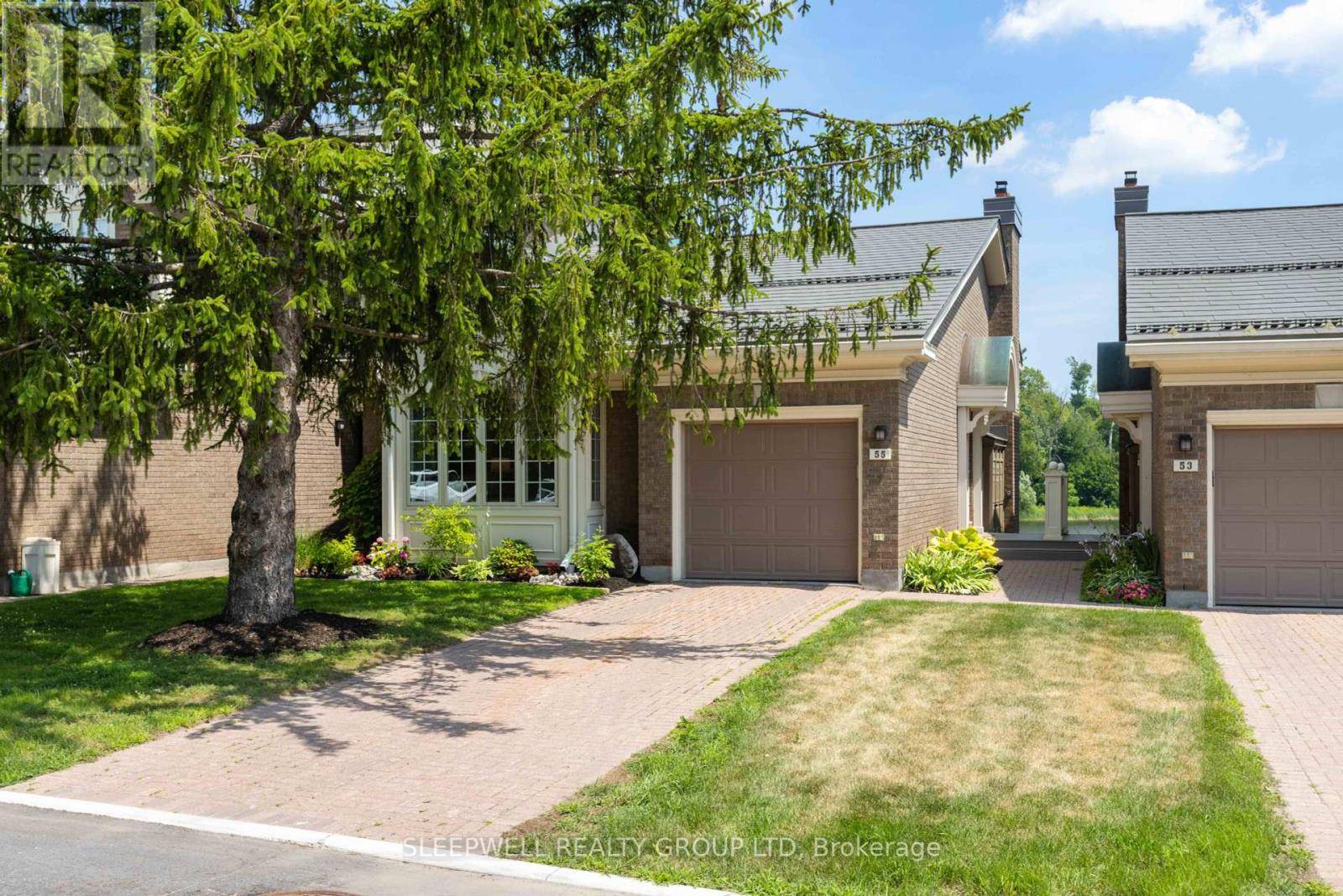 55 WATERFORD DRIVE, Ottawa, ON K2E7V4