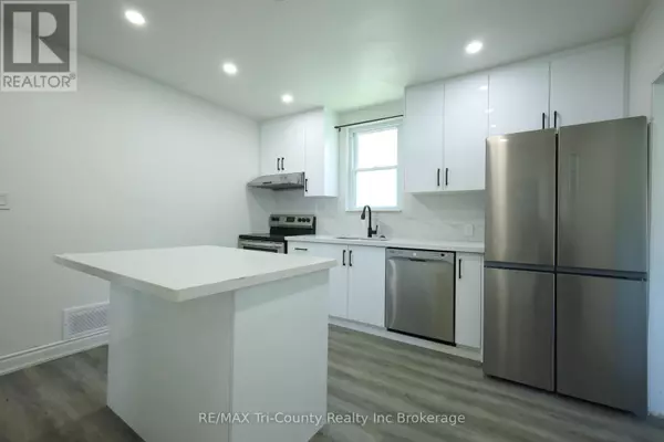 St. Thomas, ON N5R2M5,8 ERIE STREET