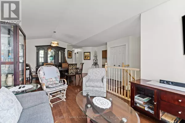 Niagara Falls (ascot), ON L2H3G3,8097 WOODSVIEW CRESCENT