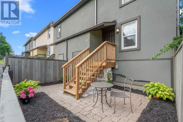 1250 Mcwatters RD #72, Ottawa, ON K2C3P5