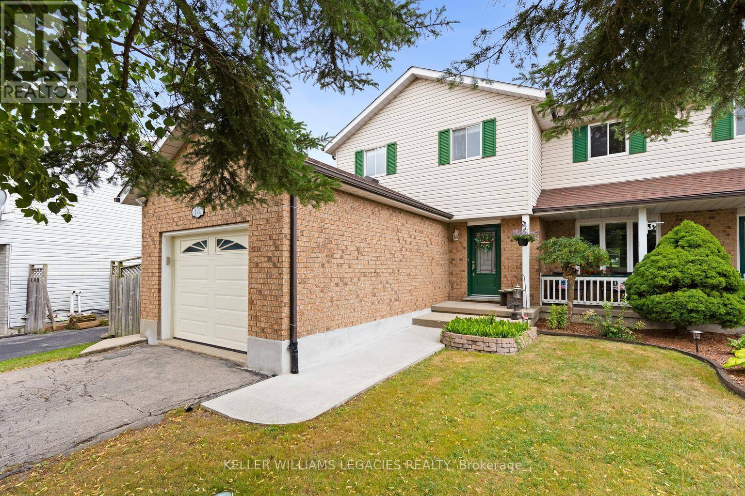 104 DYER COURT, Cambridge, ON N3C4B9