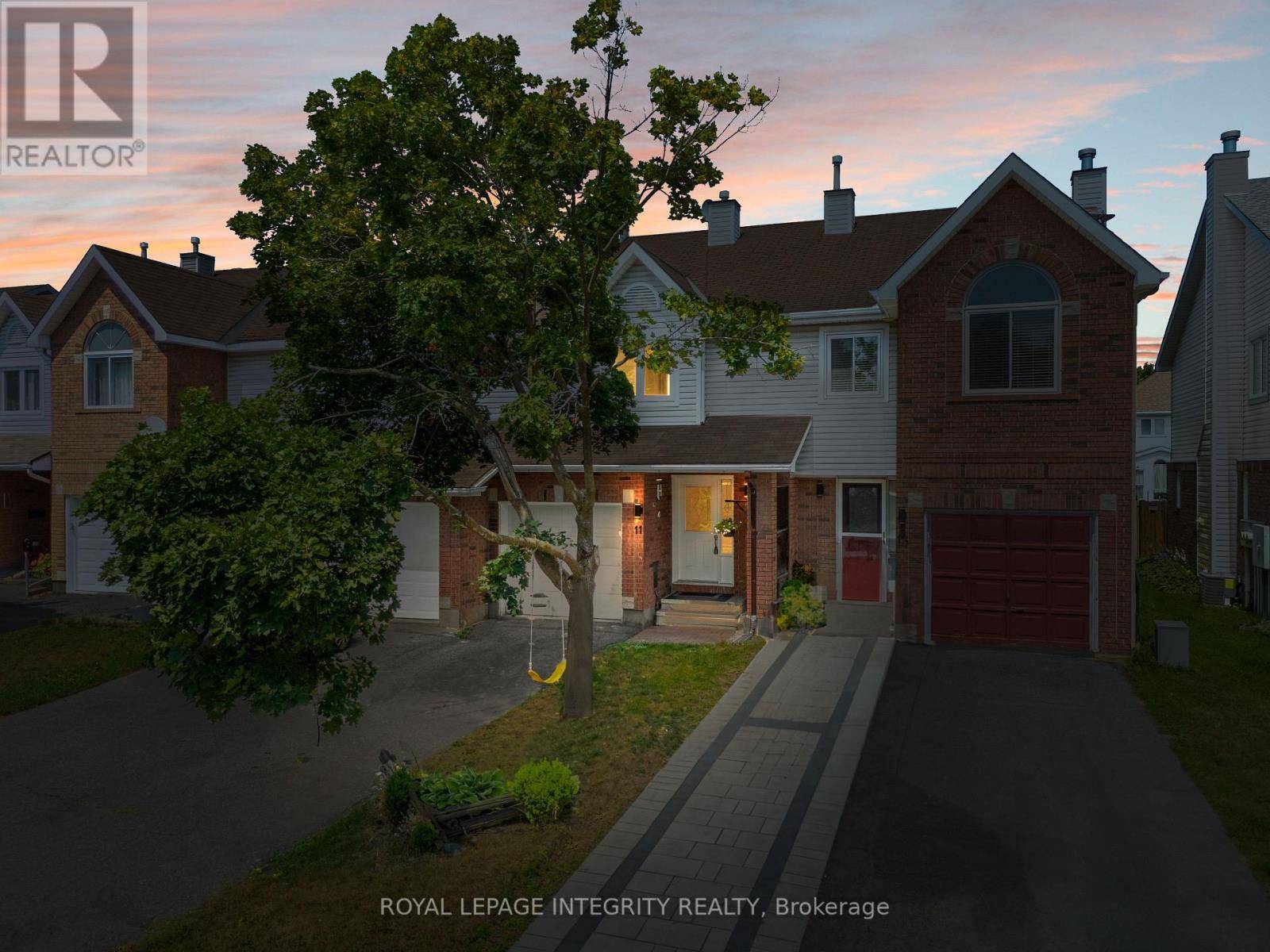 11 DAVENTRY CRESCENT, Ottawa, ON K2J4N5