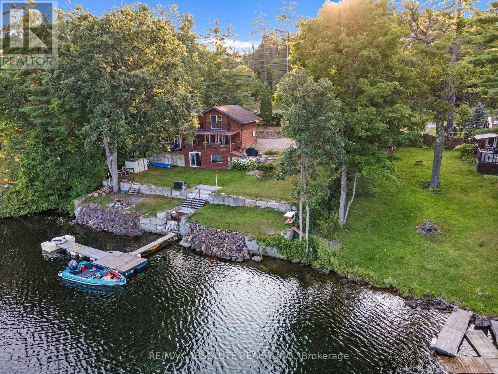 Greater Madawaska, ON K0J1H0,3577 CALABOGIE ROAD