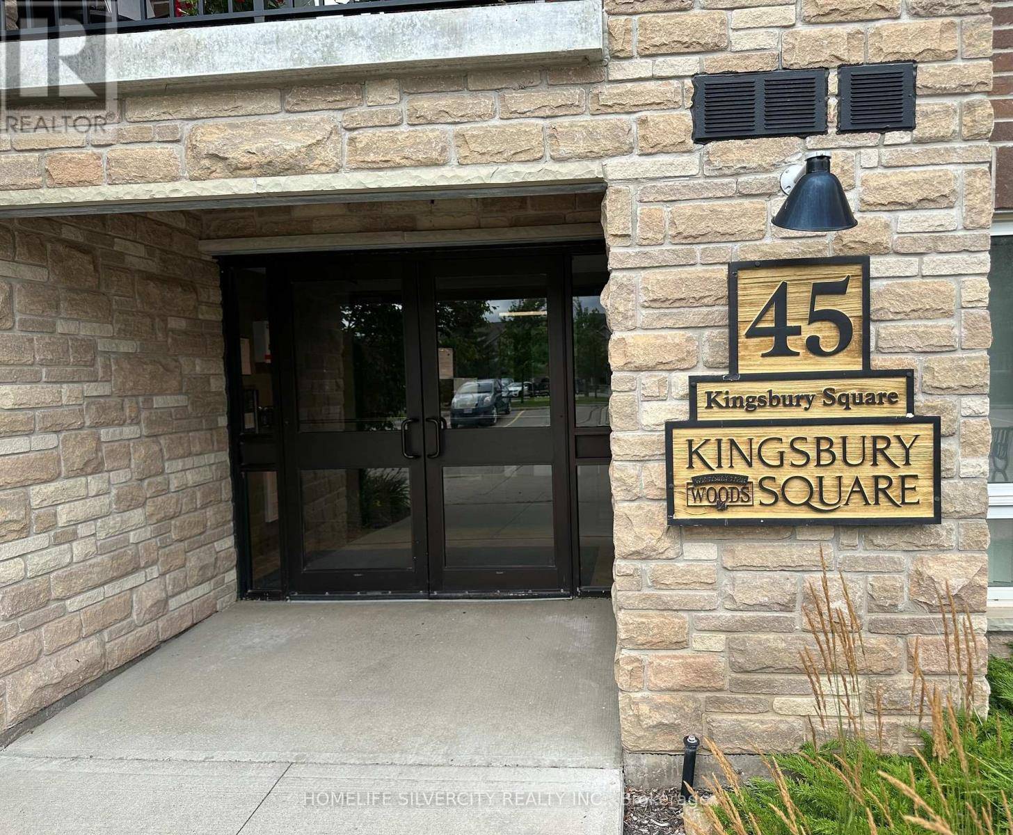45 Kingsbury SQ #209, Guelph (pineridge/westminster Woods), ON N1L0L2