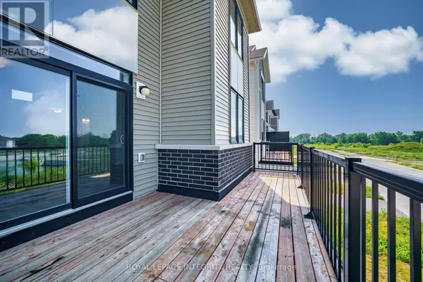Ottawa, ON K2J7C8,610 DAMSON GARDENS GROVE
