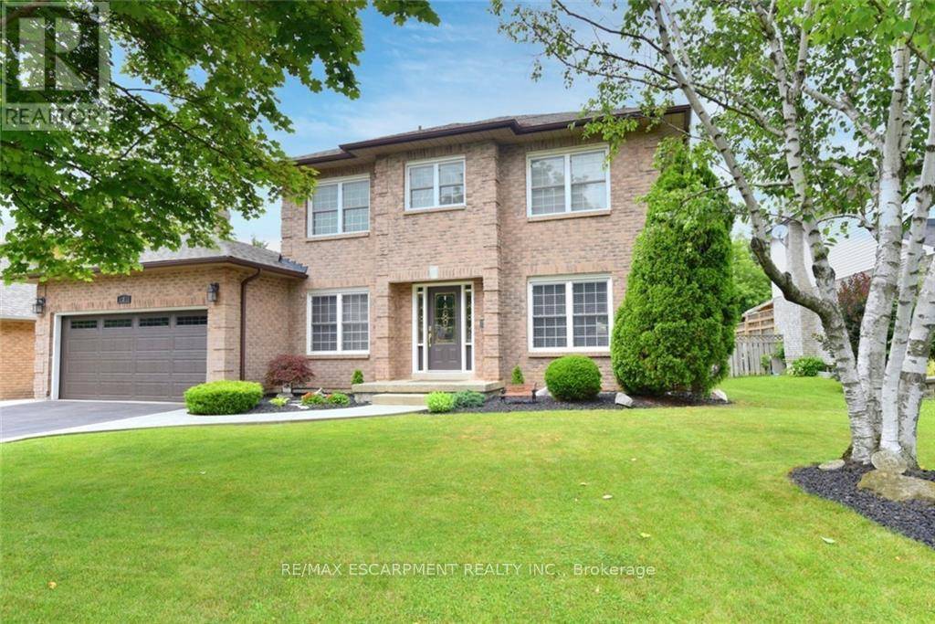 3 SUTER CRESCENT, Hamilton (dundas), ON L9H6R6
