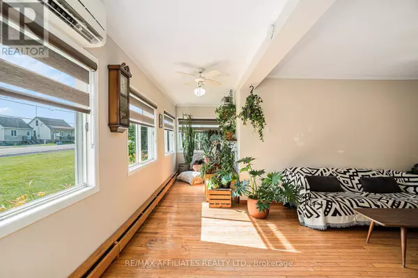Clarence-rockland, ON K0A1E0,3971 CHAMPLAIN STREET