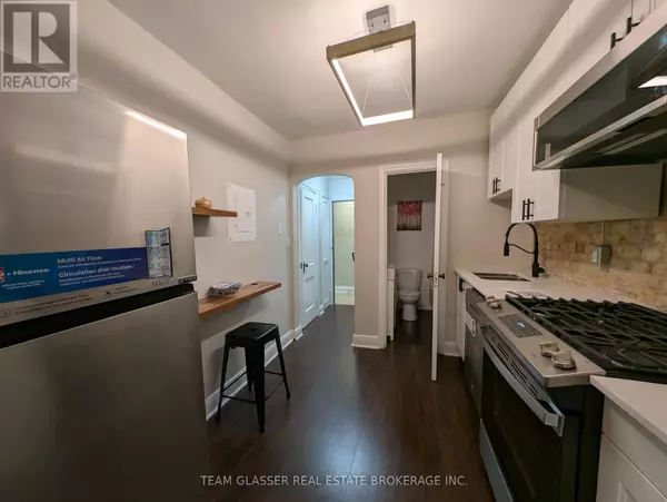 111 Dundas ST #6, London East (east K), ON N6A1E8