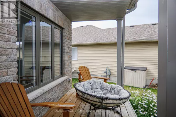 Brighton, ON K0K1H0,14 PIER DRIVE