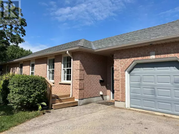 Centre Wellington (fergus), ON N1M1H6,495 HILL STREET E