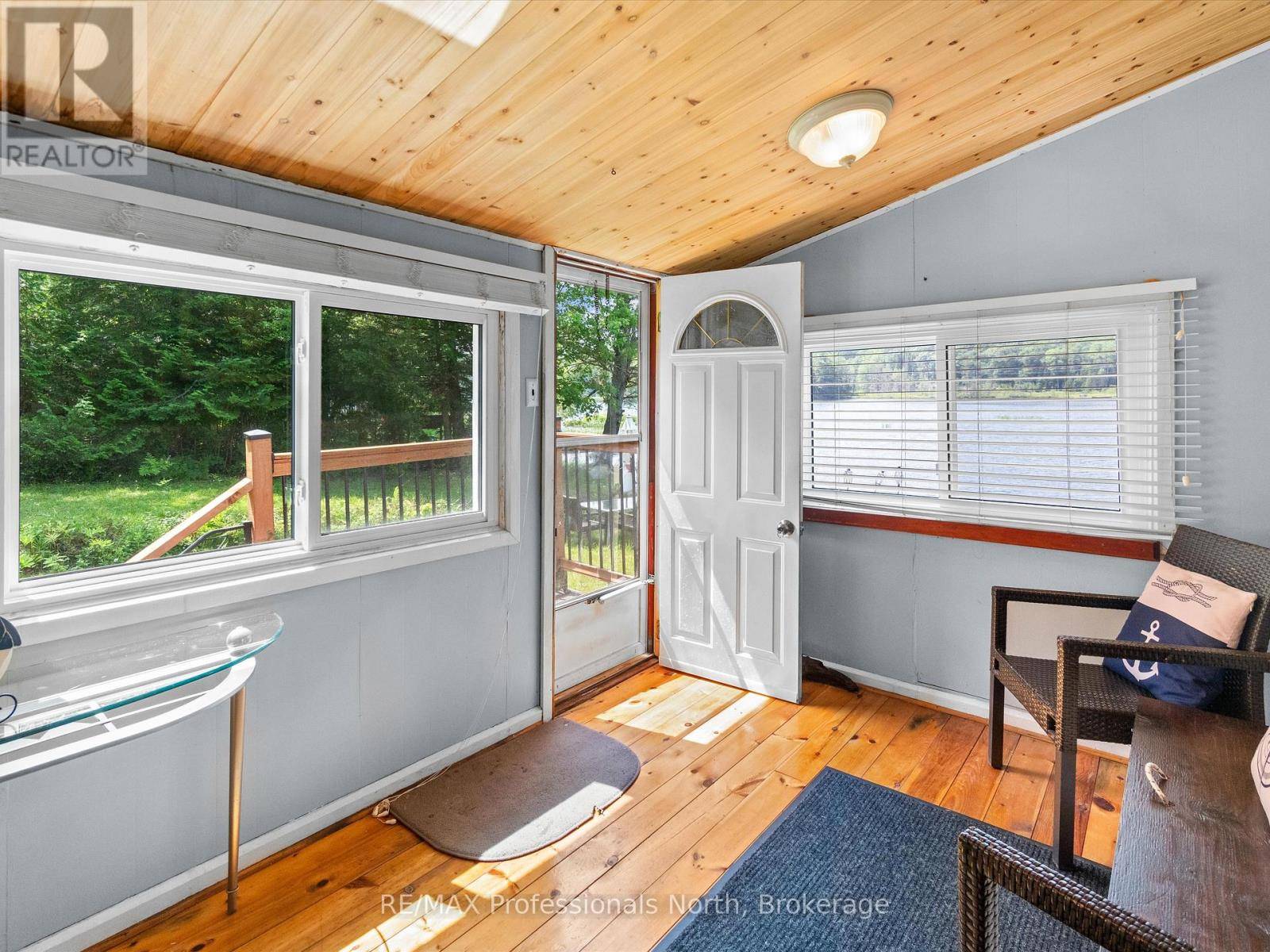 Bracebridge (draper), ON P1L1X3,1020 GORDONIER LAKE ROAD
