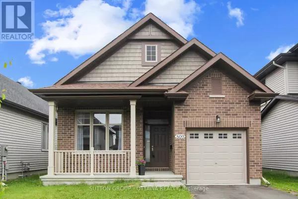 809 CARNELIAN CRESCENT, Ottawa, ON K1X0A8