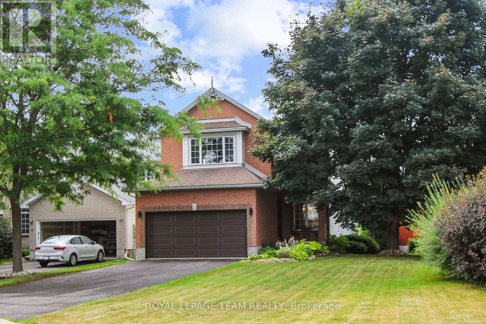 19 MARICONA WAY, Ottawa, ON K2T1H2